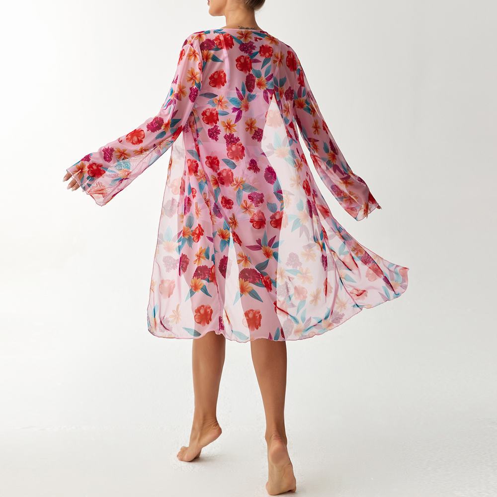 Bikini tres piezas floral con pareo