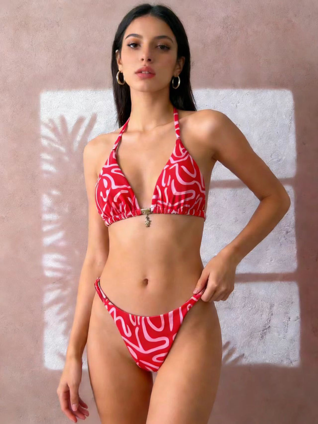 Bikini de rayas con cuello halter