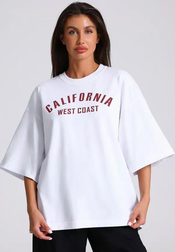 Camiseta holgada con estampado de letras