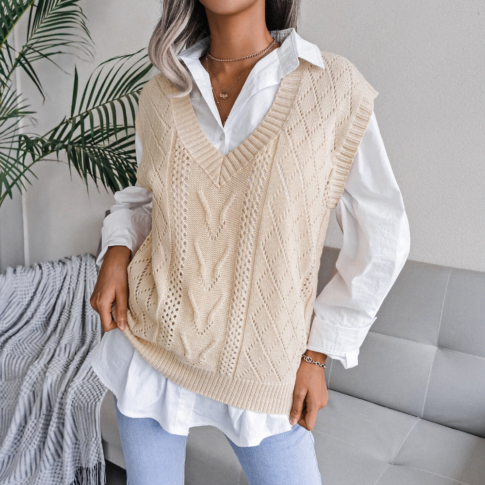 Hollow out Fried Dough Twists V-neck knitted vest sweater