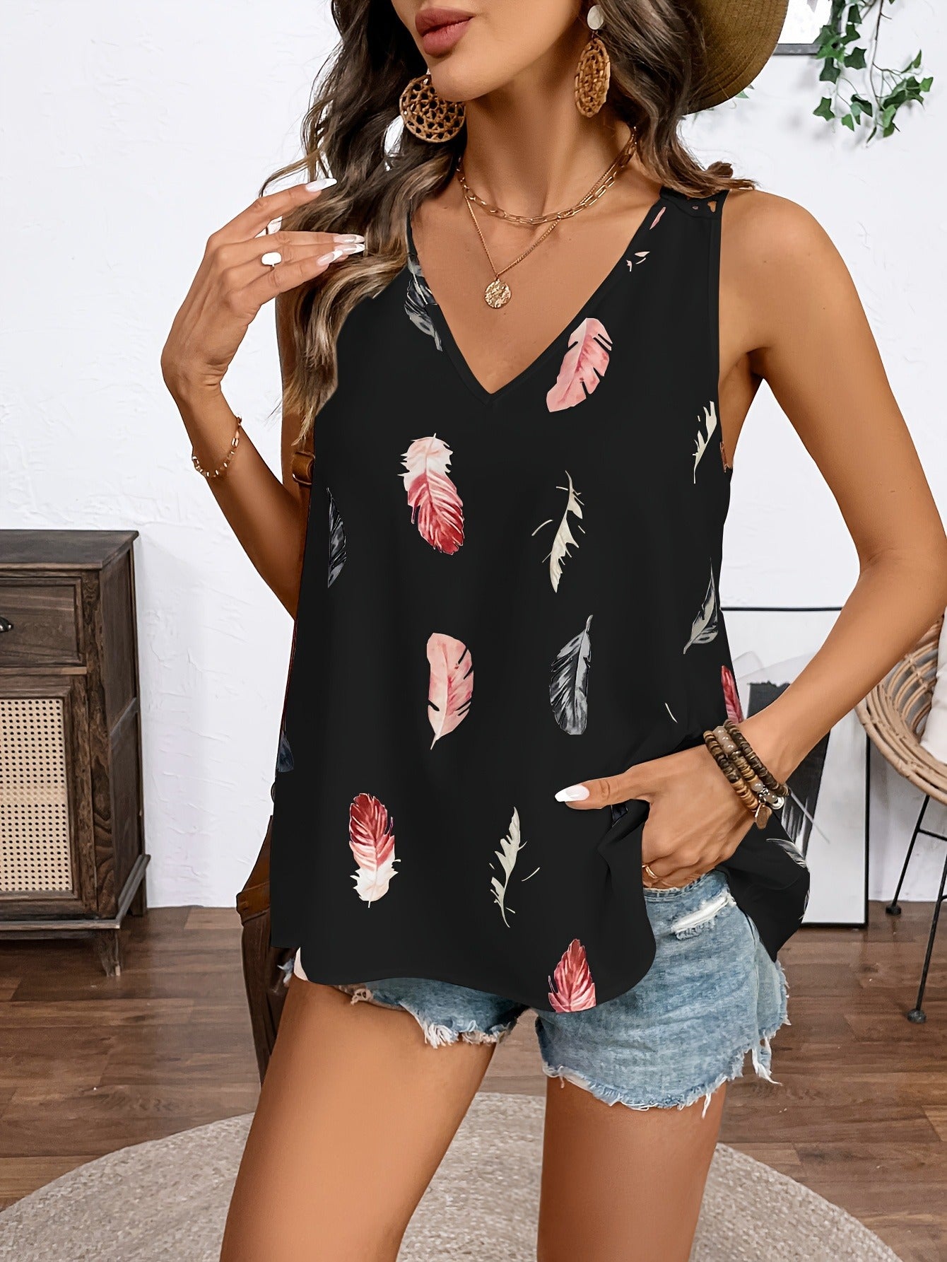 V-neck hollowed out sleeveless top for women