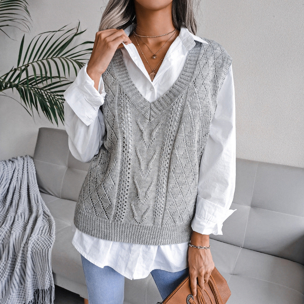 Hollow out Fried Dough Twists V-neck knitted vest sweater