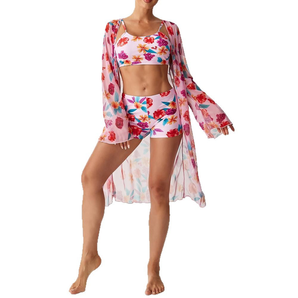 Bikini tres piezas floral con pareo