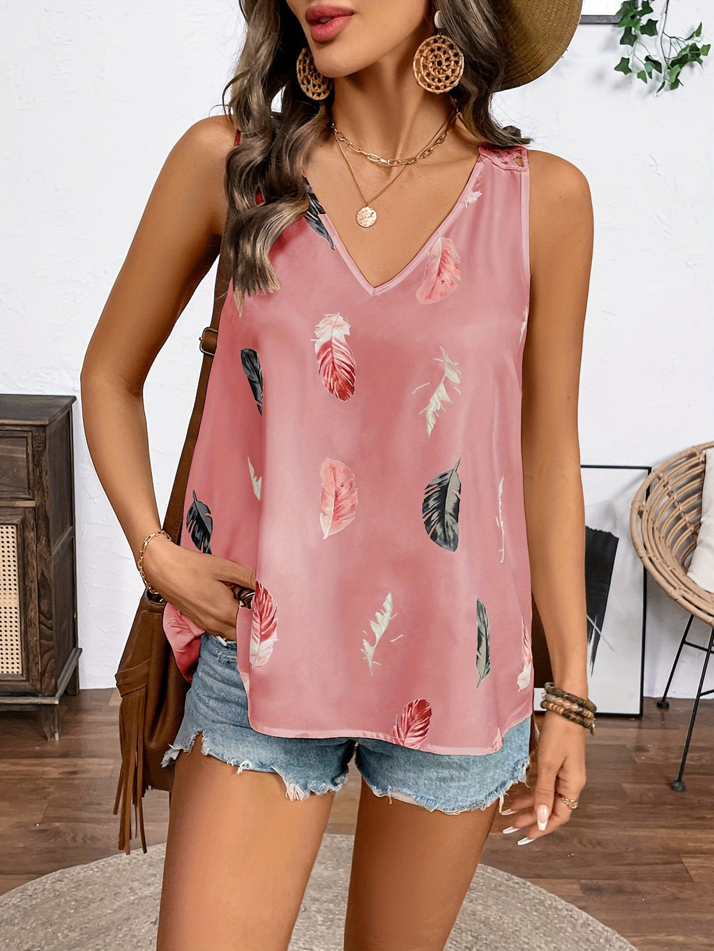 V-neck hollowed out sleeveless top for women