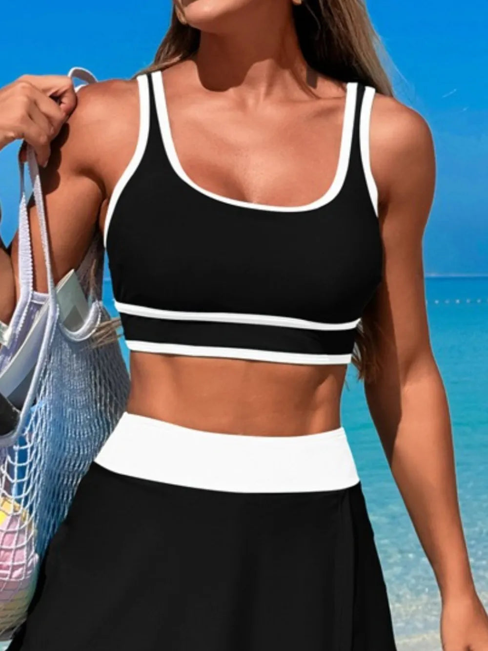Conjunto de baño top y falda short